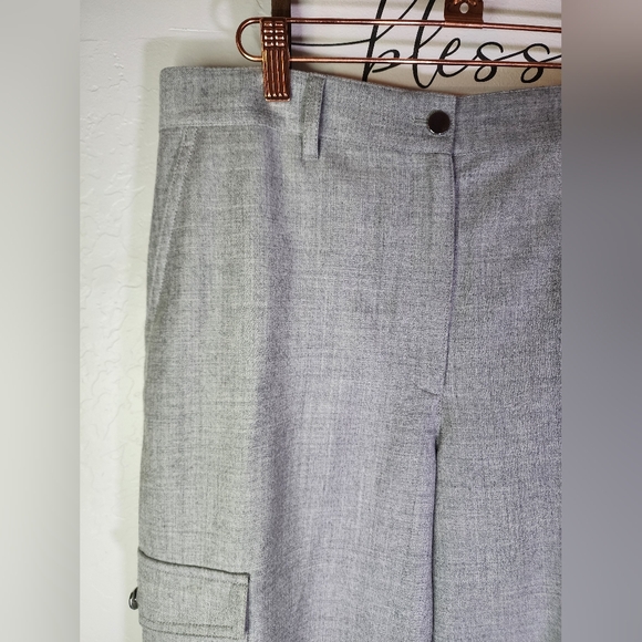 Theory Cropped Gray Wool Cargo Pants Size 8 - Picture 5 of 15